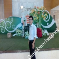 Gia sư giỏi Đại học Quốc gia Hà Nội - Đại học Khoa học Tự nhiên chuyên dạy kèm môn Toán, Vật lý