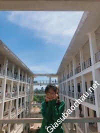 Gia sư giỏi Đại học Quốc gia Hà Nội - Đại học Khoa học Xã hội & Nhân văn chuyên dạy kèm môn Ngữ văn