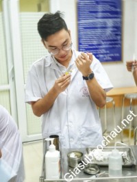 Gia sư giỏi Đại học Y Hà Nội chuyên dạy kèm môn Toán, Hóa, Sinh học