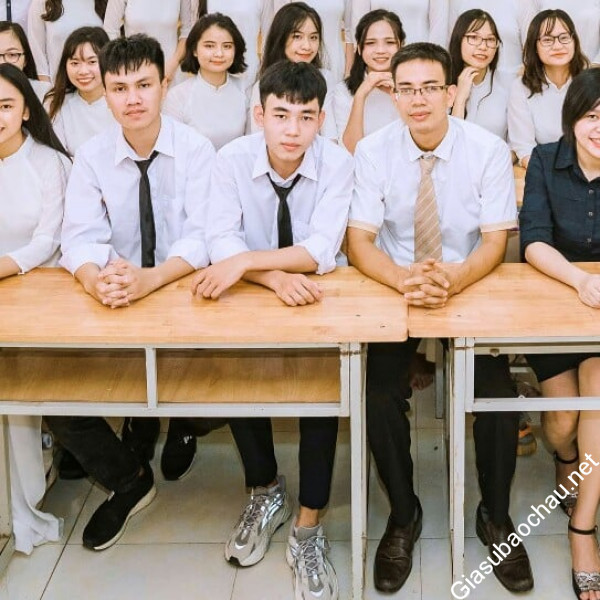 Gia sư giỏi Đại học Ngoại thương chuyên dạy kèm môn Toán