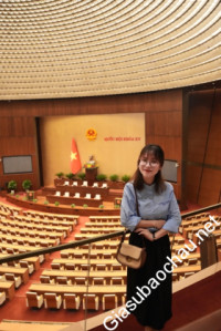 Gia sư giỏi Đại học Ngoại thương chuyên dạy kèm môn Tiếng Anh, Luyện thi TOEIC, Tiếng Việt, Dạy Toán bằng Tiếng Anh, Dạy Vật Lý bằng Tiếng Anh, Kinh Tế Vĩ Mô, Tiếng Anh chứng chỉ A1, Luyện thi SAT