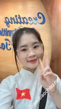 Gia sư giỏi Đại học Quốc gia Hà Nội - Đại học Ngoại ngữ chuyên dạy kèm môn Ngữ văn, Tiếng Trung, Tiếng Trung chứng chỉ HSK 1, Tiếng Anh cho người mất gốc