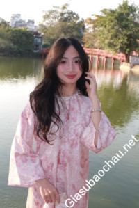Gia sư giỏi Đại học Ngoại thương chuyên dạy kèm môn Toán, Dạy Hóa bằng Tiếng Anh